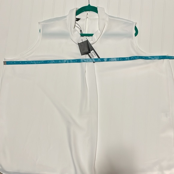 Misook sleeveless split side top blouse NWT 2X - Picture 10 of 10